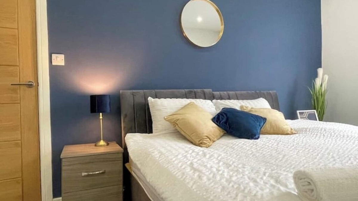 Castlefield Apartment | ➡ FREE Parking ★ 12min to the city ★ Christie NHS