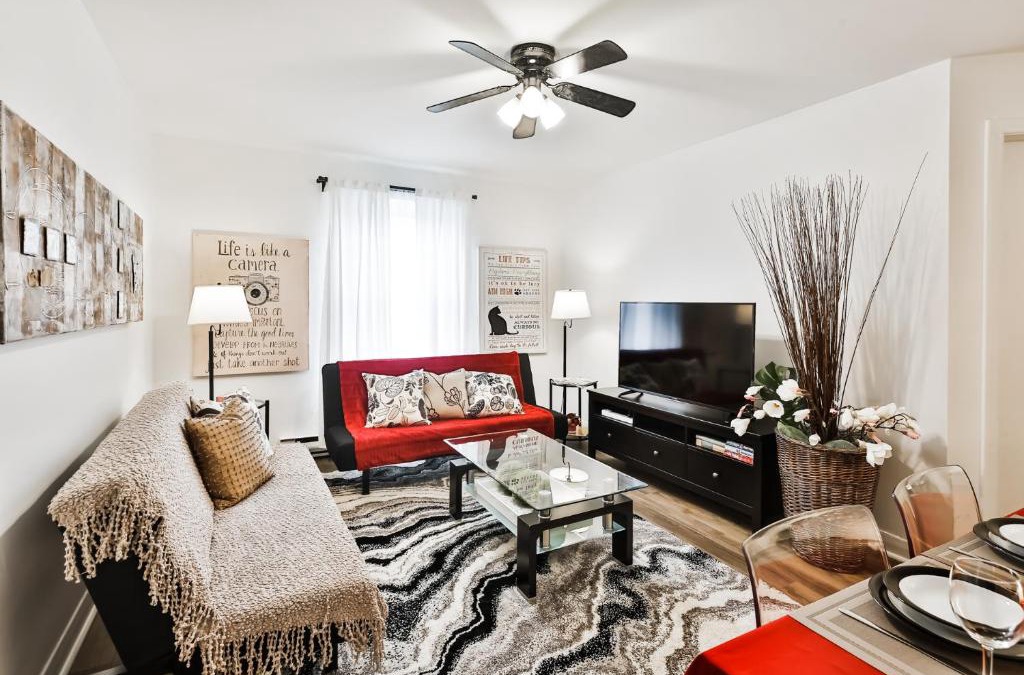 Lachine Apartment | FREE PARKING - 2 BEDROOMS - full APARTMENT - in Beautiful Lachine - NEAR WATER - 15 MINUTE DRIVE TO DOWNTOWN