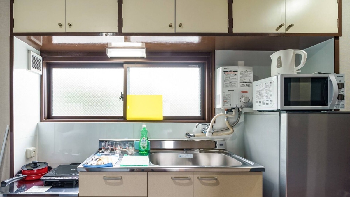 Kanazawa Apartment | Free Parking 2BR Apt 1 mins to Kenrokuen Garden/Kanazawa Ishikawa