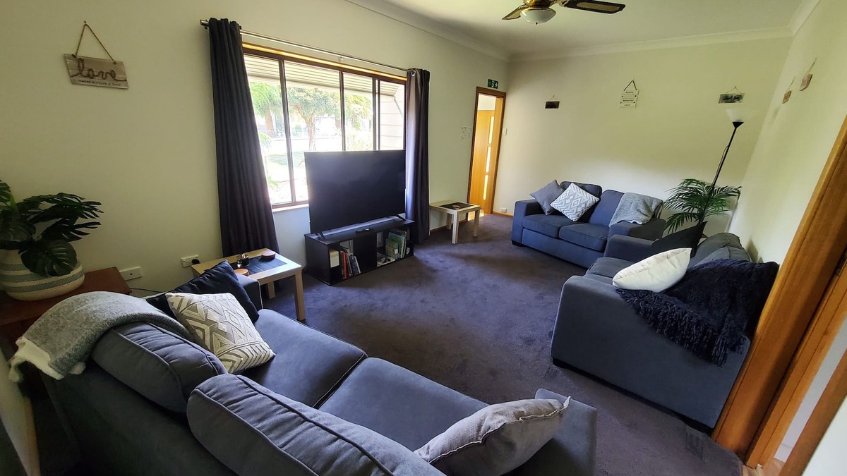Talbingo House | Free Wi-fi, Netflix, Sleeps 8 - Tathra of Talbingo