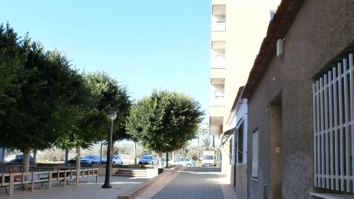 La Marina Apartment | Free WI FI, & UK TVSquare Molar 5. 2.2. La Marina 03294. Alicante Spain.