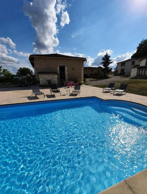 Coteaux du Blanzacais Villa | French Farmhouse Retreat with pool & superb views.