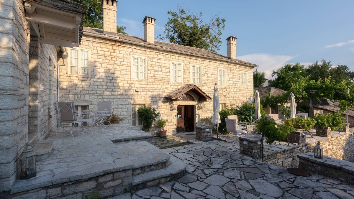 Ano Pedina House | French style 8 bedroom country house in the heart of Zagori -Ano Pedina