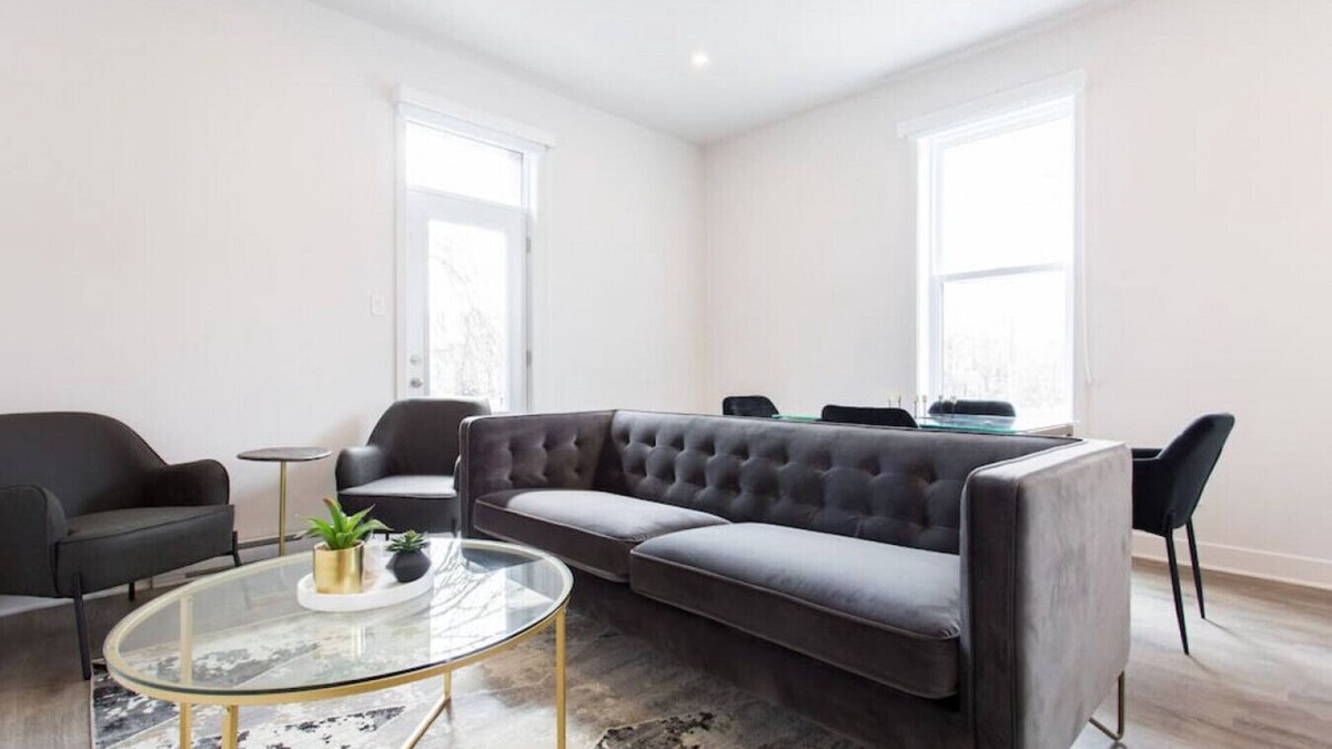 Mile End Apartment | Fresh 1 Bdr in the Heart of Mile End by Denstays