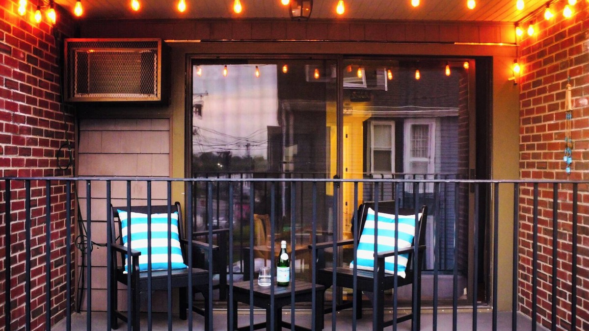 Beverly Apartment | Fresh Design-Walk to Salem-Food-Train Station