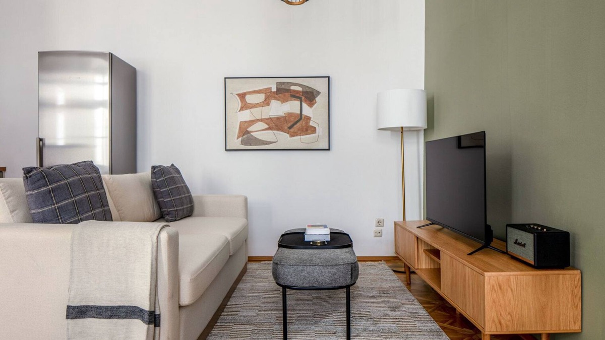 Sankt Ulrich Apartment | Fresh Neubau 1BR, nr Restaurants, Bars & Transportation, by Blueground