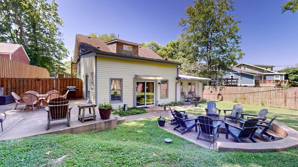 Maxwell House | Fresh remodel in East Nashville-3 mi. to Broadway. Walkable to 5 Points.