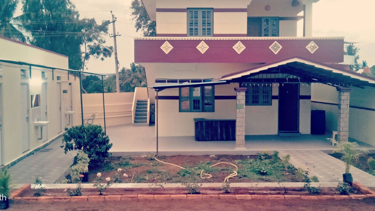 Huliyarahalli House | Freshen Up And Stay At Namma Chikmagaluru
