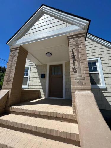 Billings House | Freshly renovated home in a vintage neighborhood