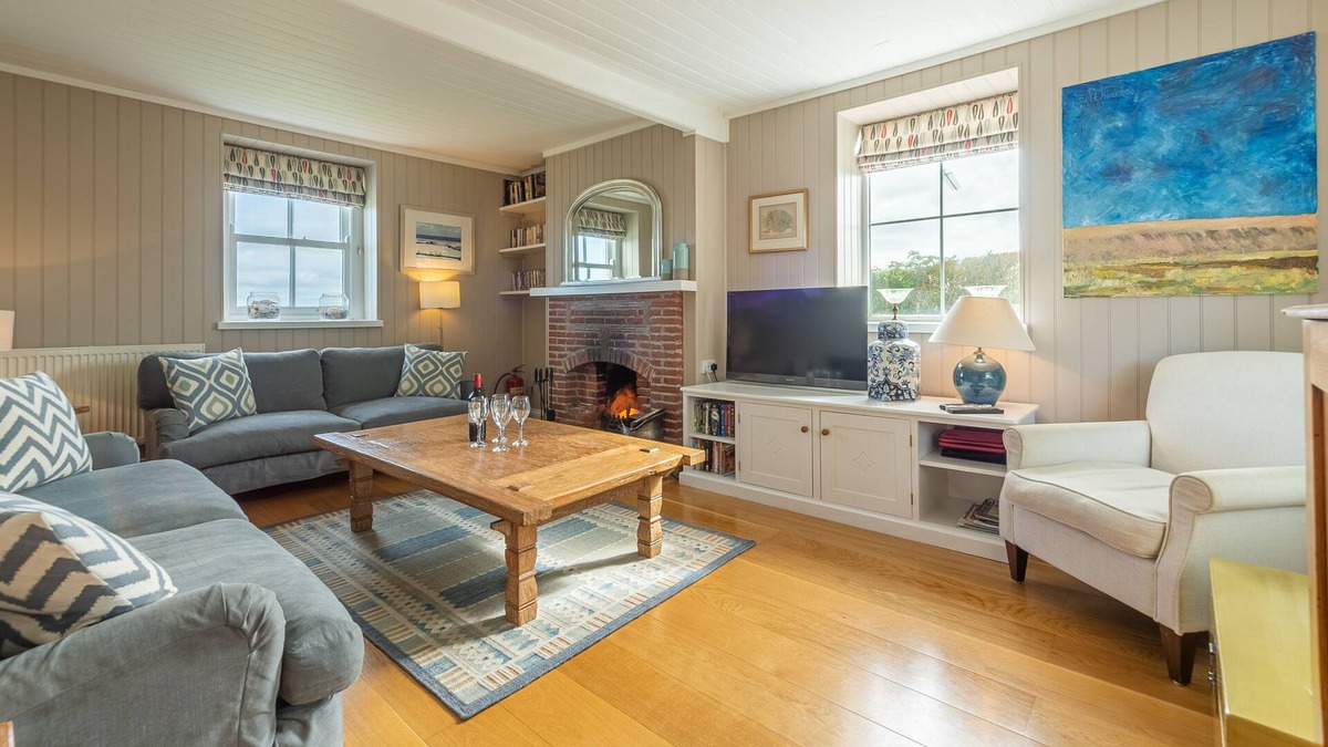 Salthouse House | Fridays Barn, Salthouse, Norfolk