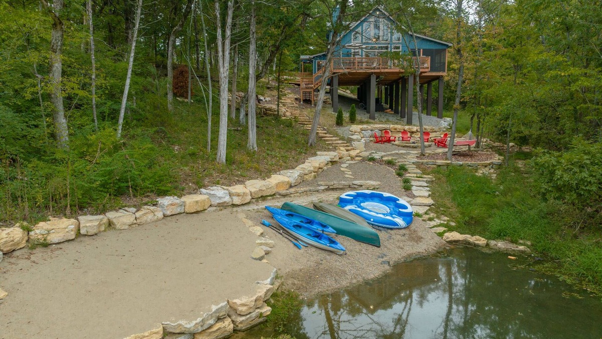 Wright City Ski Chalet | Frieden Spur by Innsbrook Vacations!