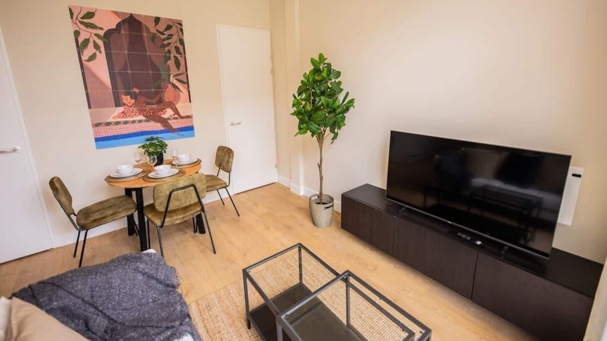 Hillegersberg-Zuid Apartment | Friendly 2 Bed Serviced Apartment 54m2 -MST40F-
