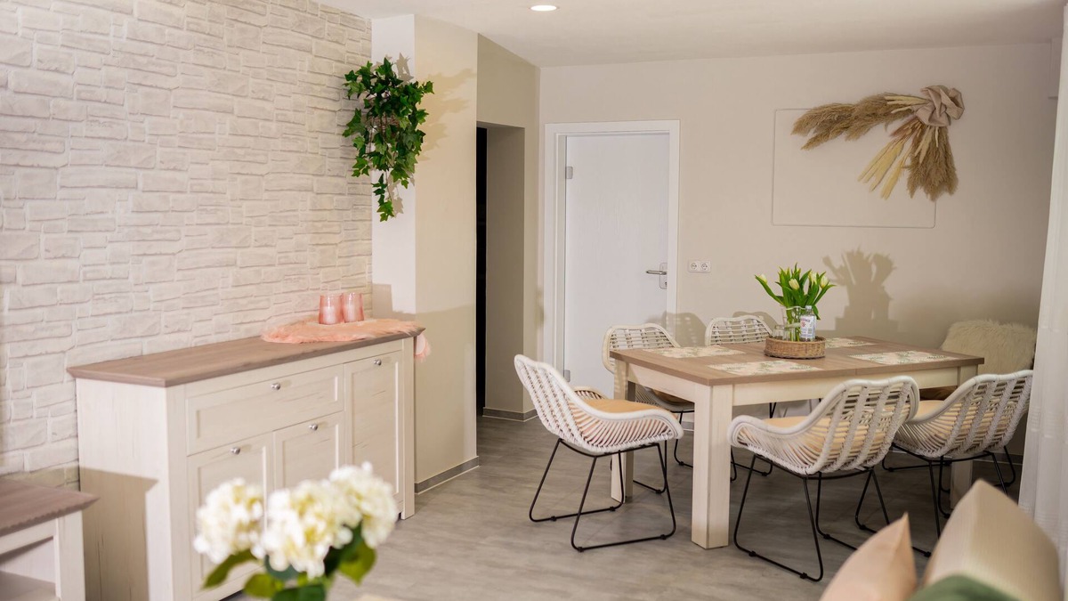 Lengfurt Condo | Friendly, barrier-free holiday apartment on the outskirts of Lengfurt.