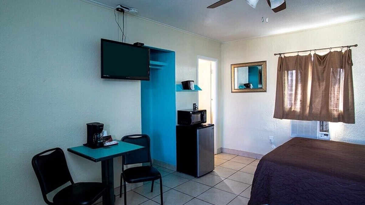 Edgewater House | ❤️FRIENDLY & CLEAN BOUTIQUE MOTEL 4❤️