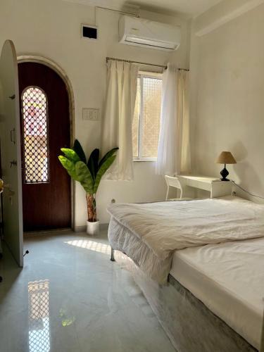 Borivali West Villa | Friends and Family Group Villa- Borivali West
