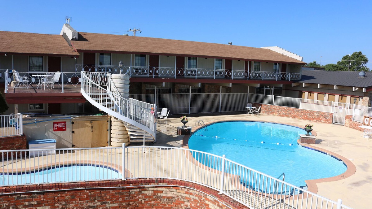 Altus Hotel | Friendship Inn