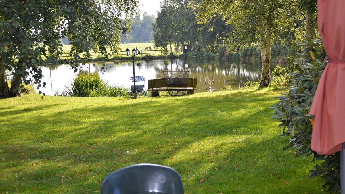 Detern Apartment | Friesenhaus - Ferienhof Am Birkensee, 55125