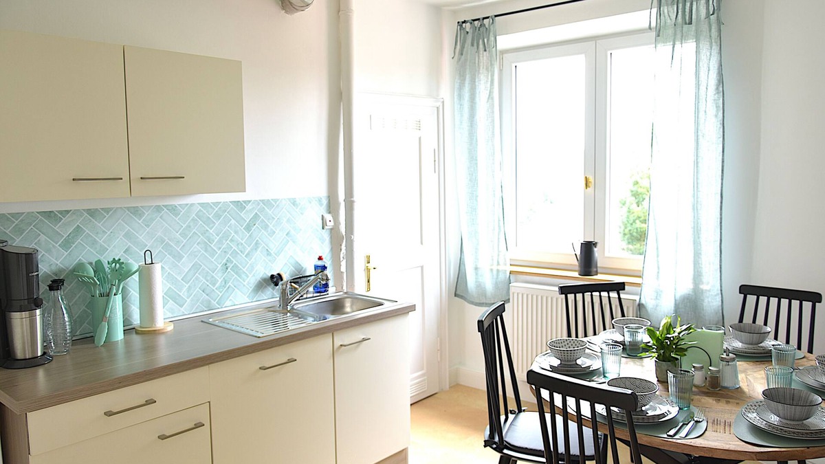 Landshut Apartment | Frigg flats: Scandi Interior | Art Nouveau | Old building