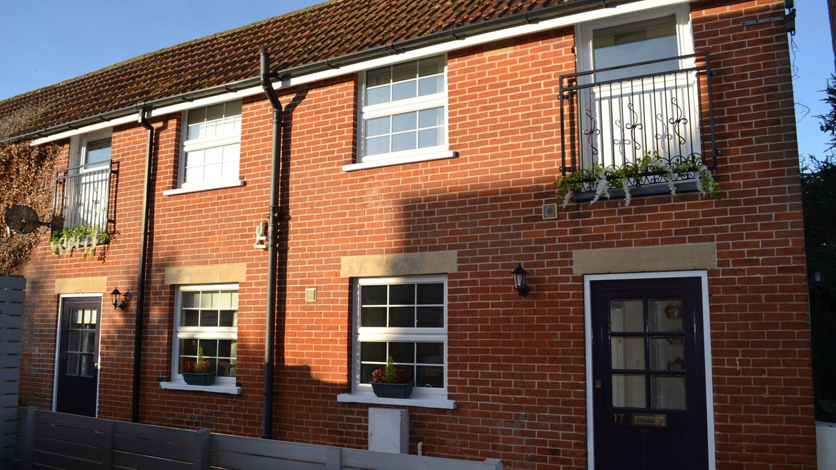 Frinton-on-Sea Cottage | Frinton Escapes - The Cottage