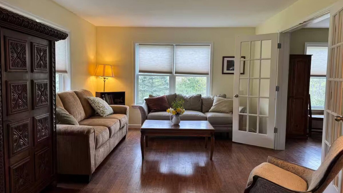 Ithaca Cottage | Frog Cottage