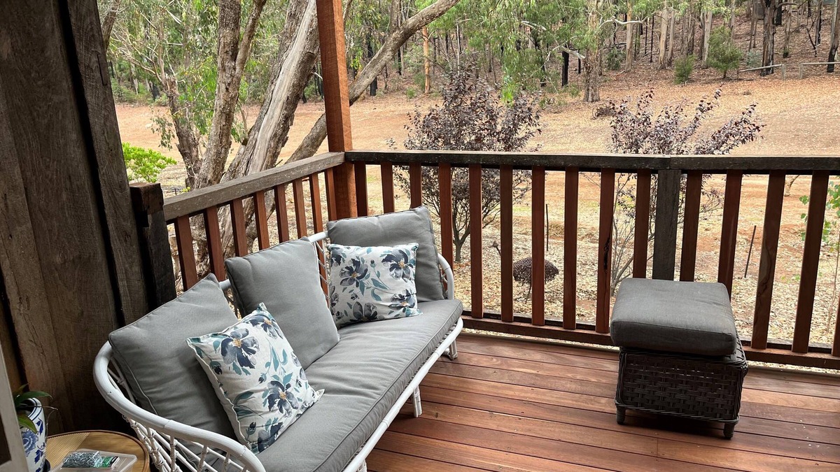 Dwellingup House | Froggy Creek Lodge residence