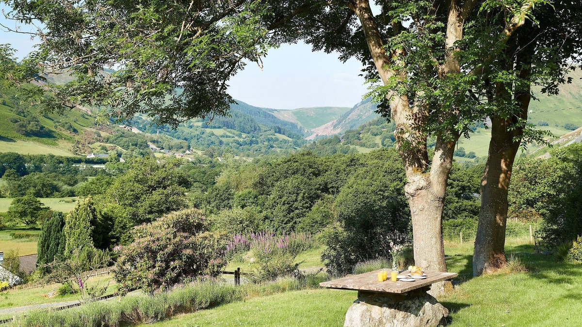 Llangynog Cottage | Fron Cottage - a new managed away that sleeps 4 guests in 2 bedrooms