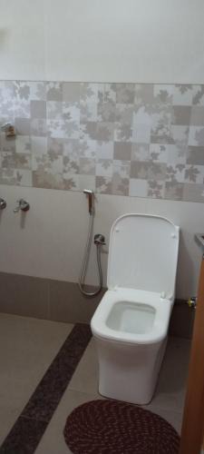 Andhakaranazhy House | Front Family Homestay ( Puthenpurakkal- Jameela Manzil).