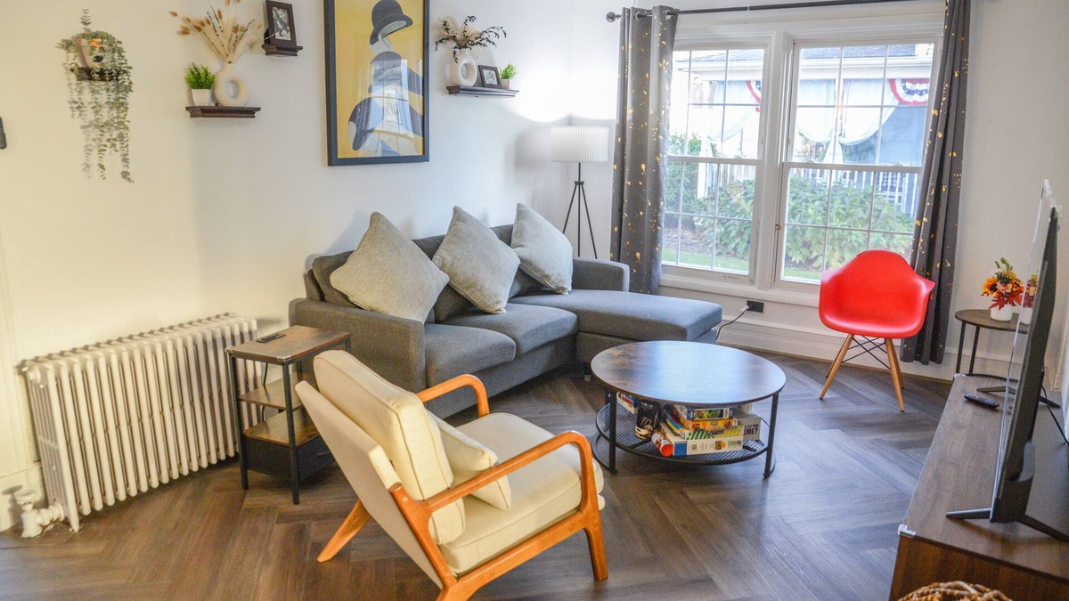 Sussex House | Front Lake House View.Sleeps up to 6.Convenient location.Unit #1. No lake access