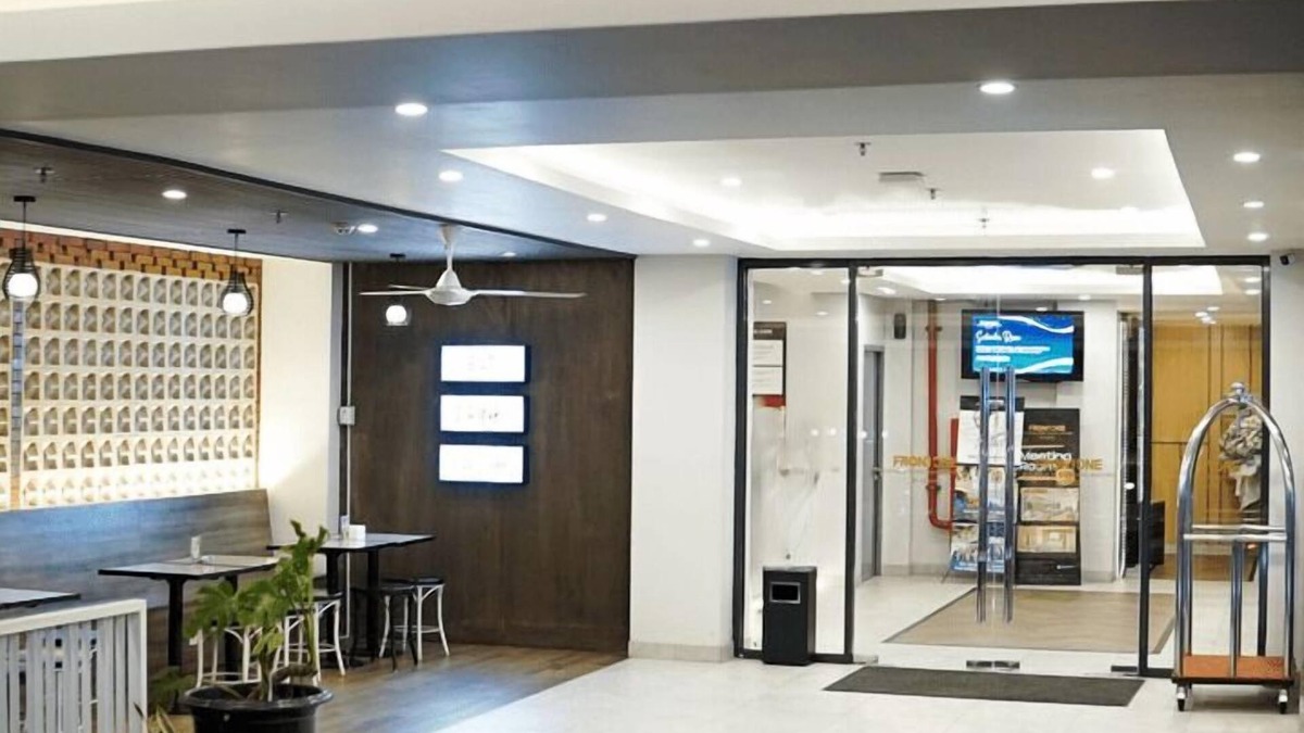 Jakarta Hotel | Front One Boutique Hotel Taman Anggrek