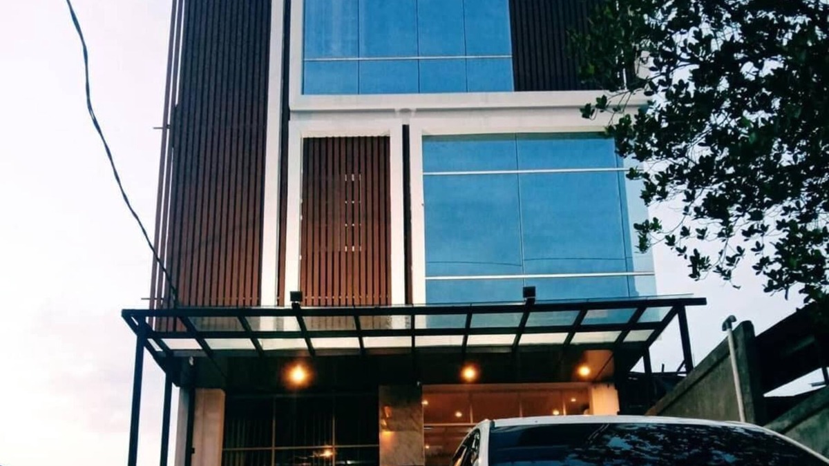 West Semarang Hotel | Front One Boutique Tugu Muda Semarang
