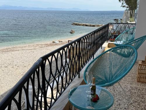Benitses Apartment | Fronte Mare Suite - Sea Front Luxury Suite With Private Beach Patio