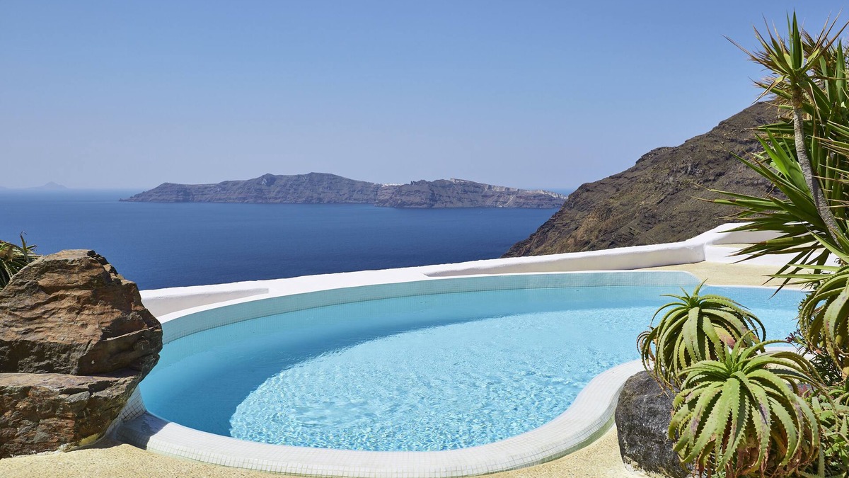 Imerovigli Villa | Ftelari Villa | Entire Private Property with Pool and Outdoor Whirlpool
