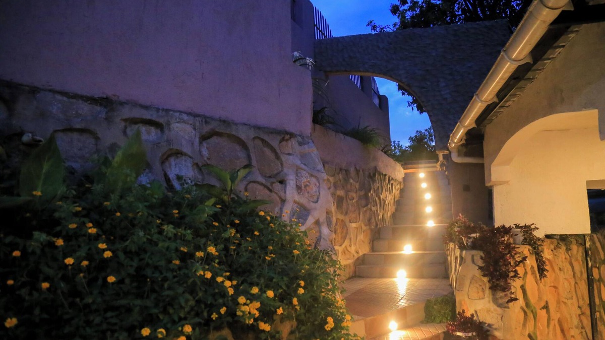 Muyenga Hotel | Fuego Hotel