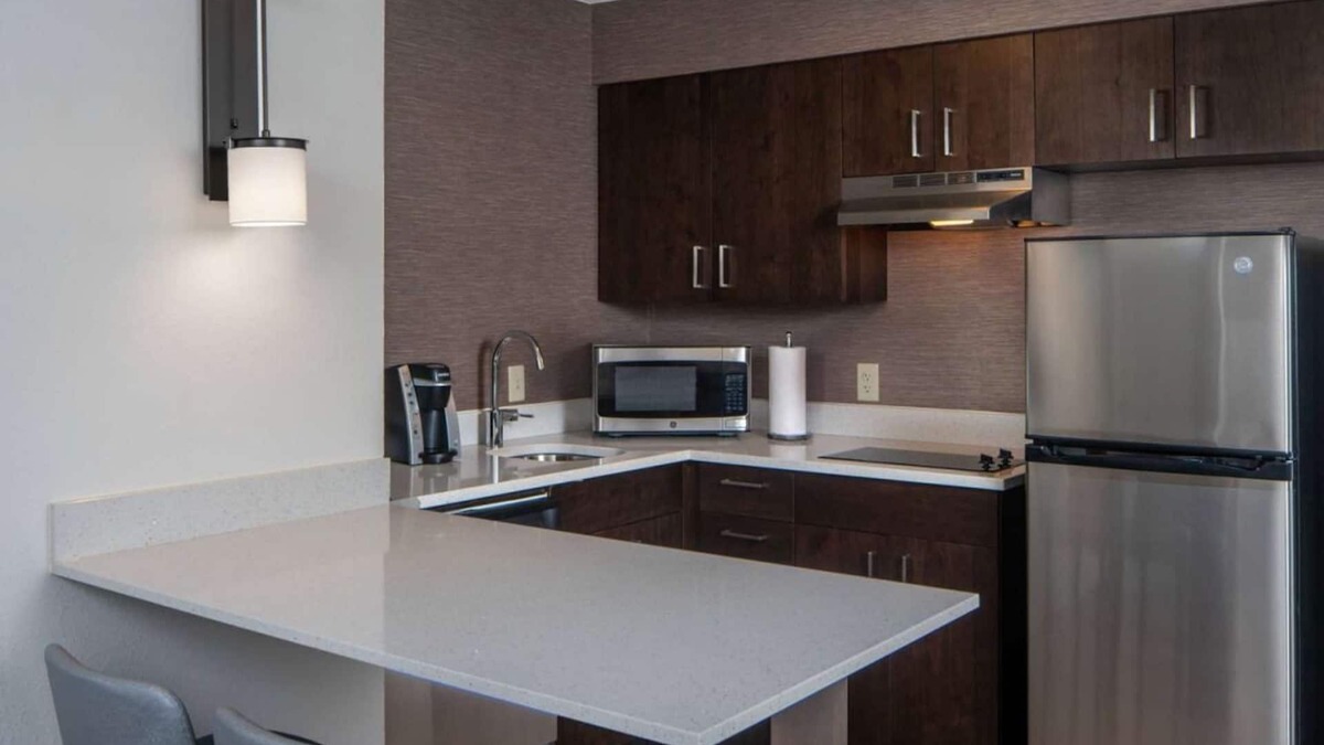 Fairfax Apartment | Fuel Up Your Keep-Fit Session! Free Breakfast, Pet-friendly Property!