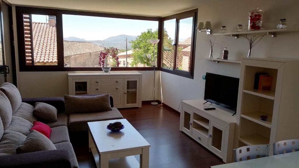 La Serna del Monte Apartment | FUENTE HONDA