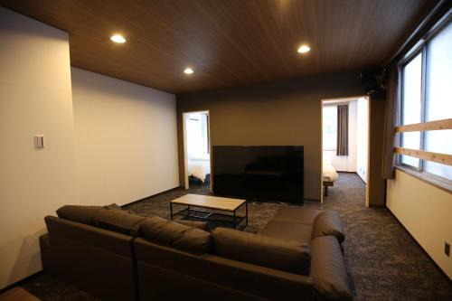 Hakataekihigashi Apartment | Fukuoka Condominium EAST