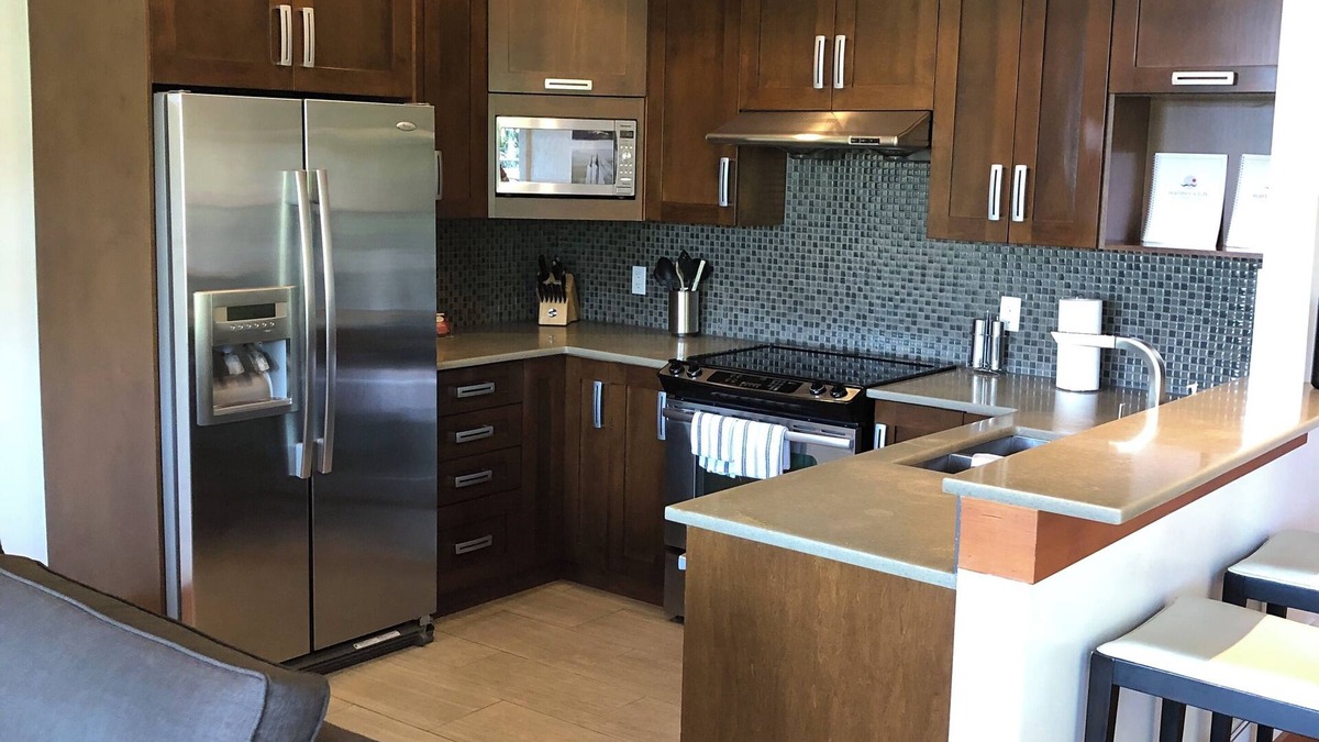 Ganges Condo | Full Condo - 2bdrm - 2 bath on Salt Spring Island. Minutes to Ganges - Unit 101
