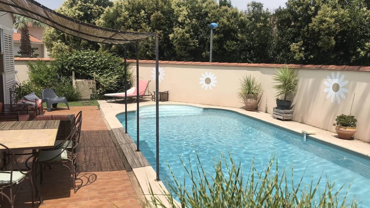 Villelongue-de-la-Salanque House | FULLY AIR-CONDITIONED HOLIDAY HOME IN QUIET LOCATION PRIVATE POOL 10 MINUTES FROM ST MARIE AND.