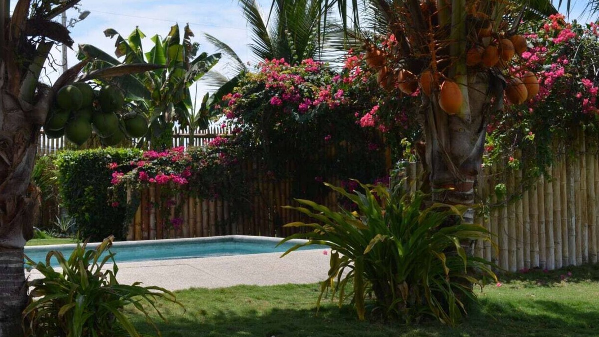 Puerto Cayo Apartment | Full, Furnished Apartment with an Ocean View