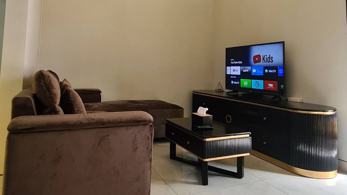 Depok Villa | Full House, 5 Bed Rooms - HUnian Nyaman, Asik, Seru & Murah !