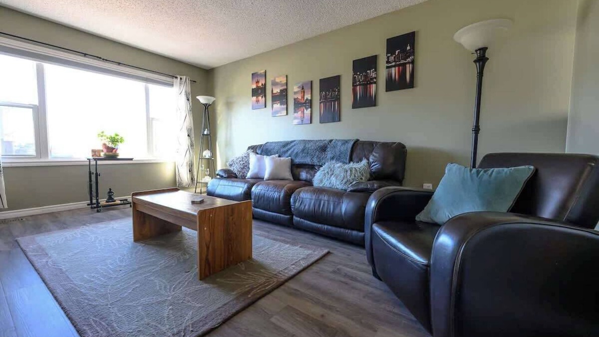 Grande Prairie House | Full House & Budget Friendly