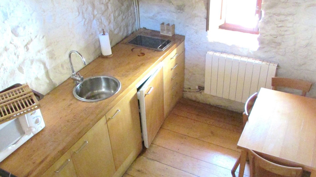 Cuevas de Vinayo Cottage | Full house for 2 people
