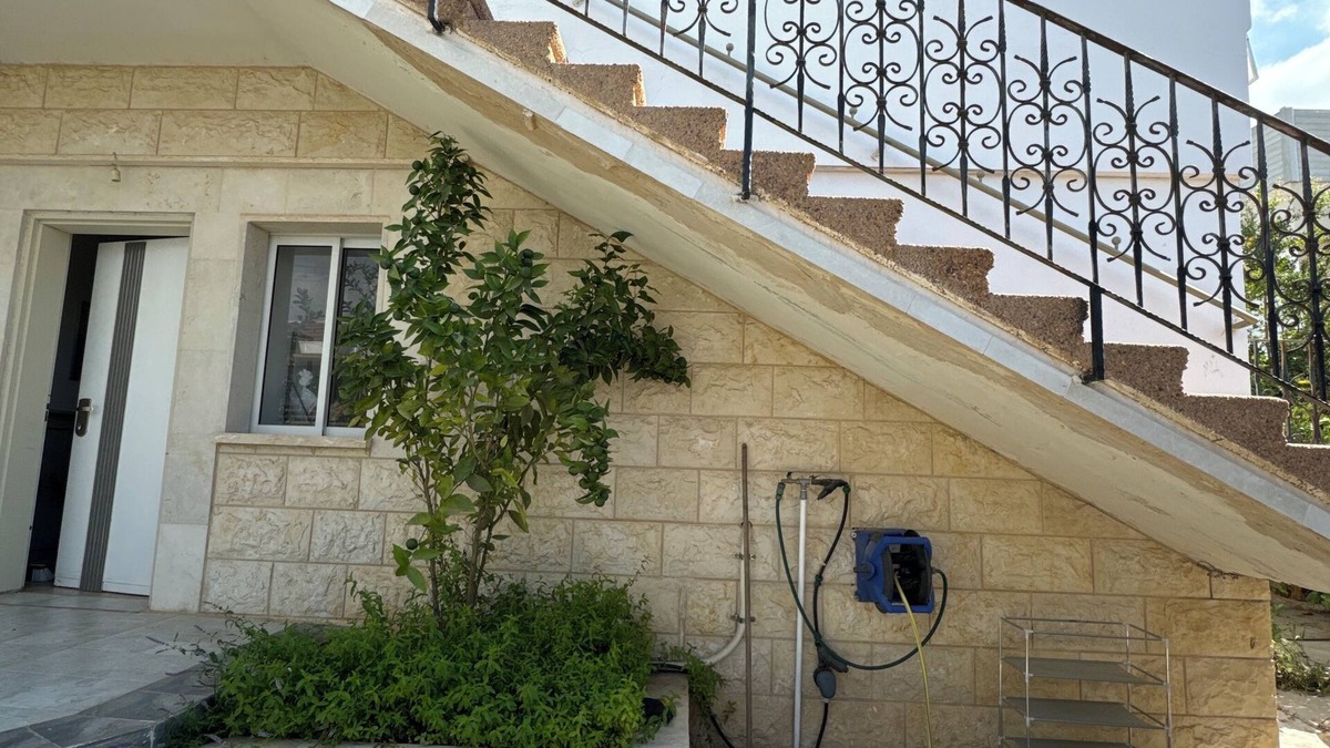 Daliyat al-Karmel House | Full House