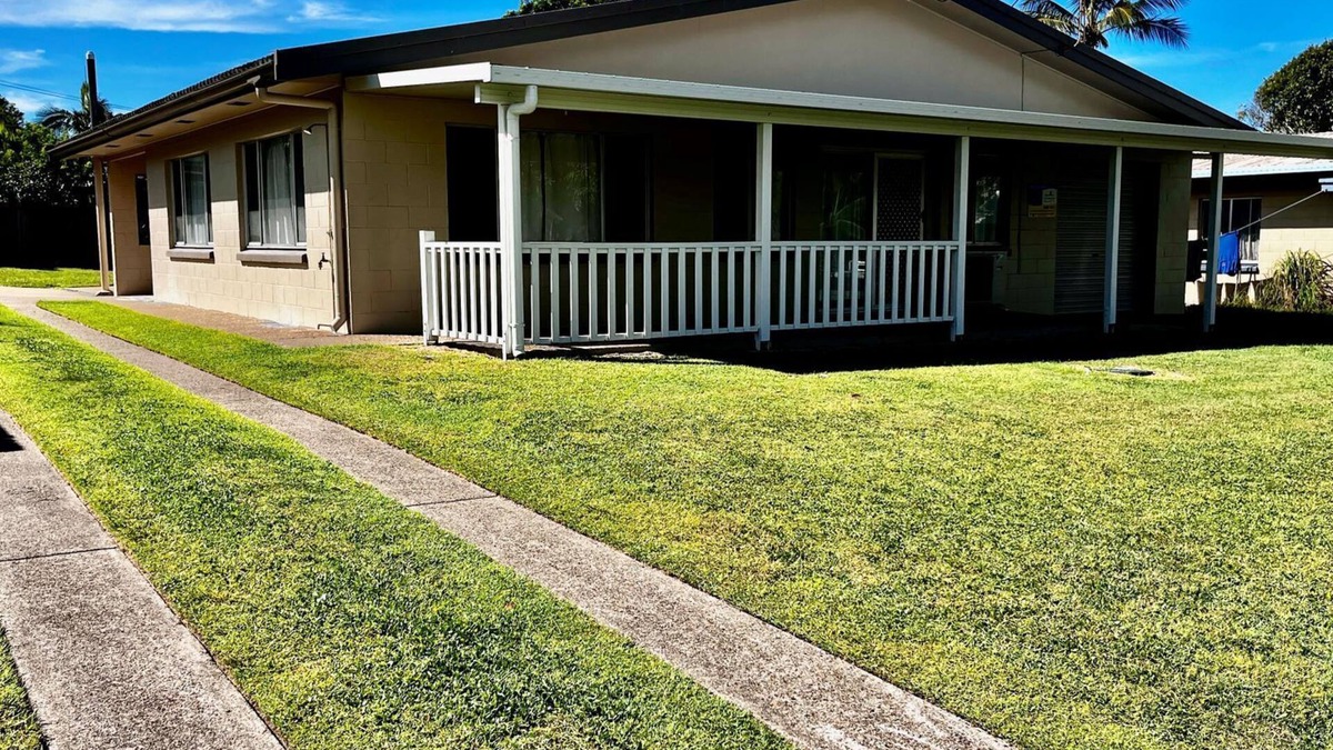 Rainbow Beach House | Fullerton - Rainbow Beach. Only a Short Walk to Patrolled Beach