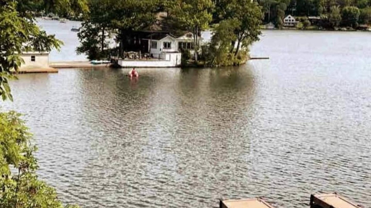 Glasser House | Fully accessible lake-house on its own island.