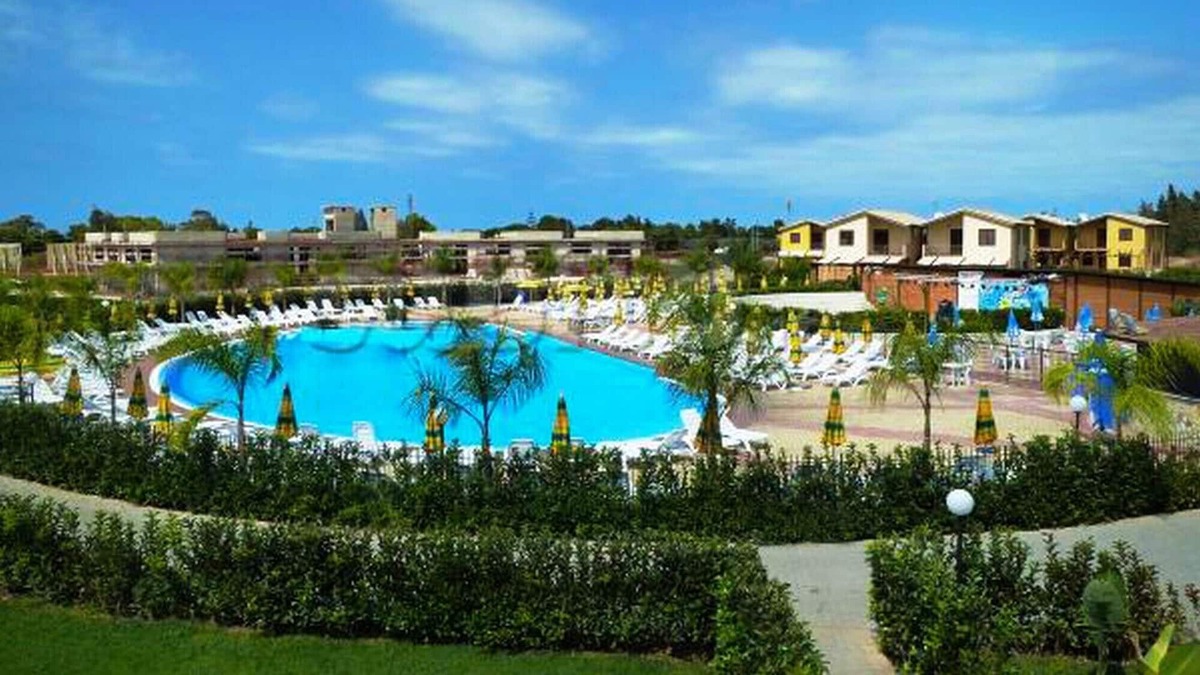 Campofelice di Roccella Villa | Fully equipped villa, Garden, Terrace, Barbecue, Swimming Pool and animation