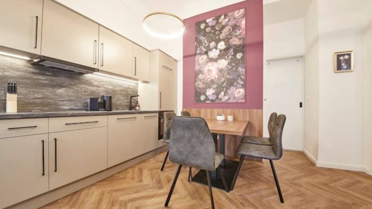 Thurygrund House | Fully equipped design apartment close to Subway