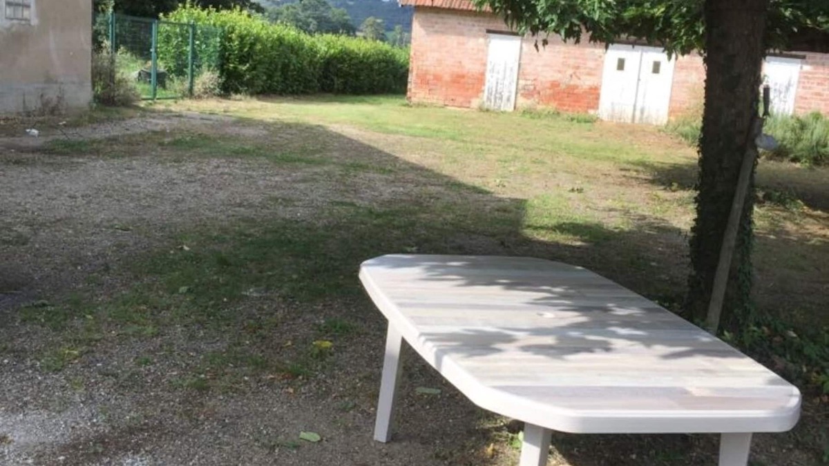 Valence Apartment | Fully equipped detached house, on a beautiful estate.