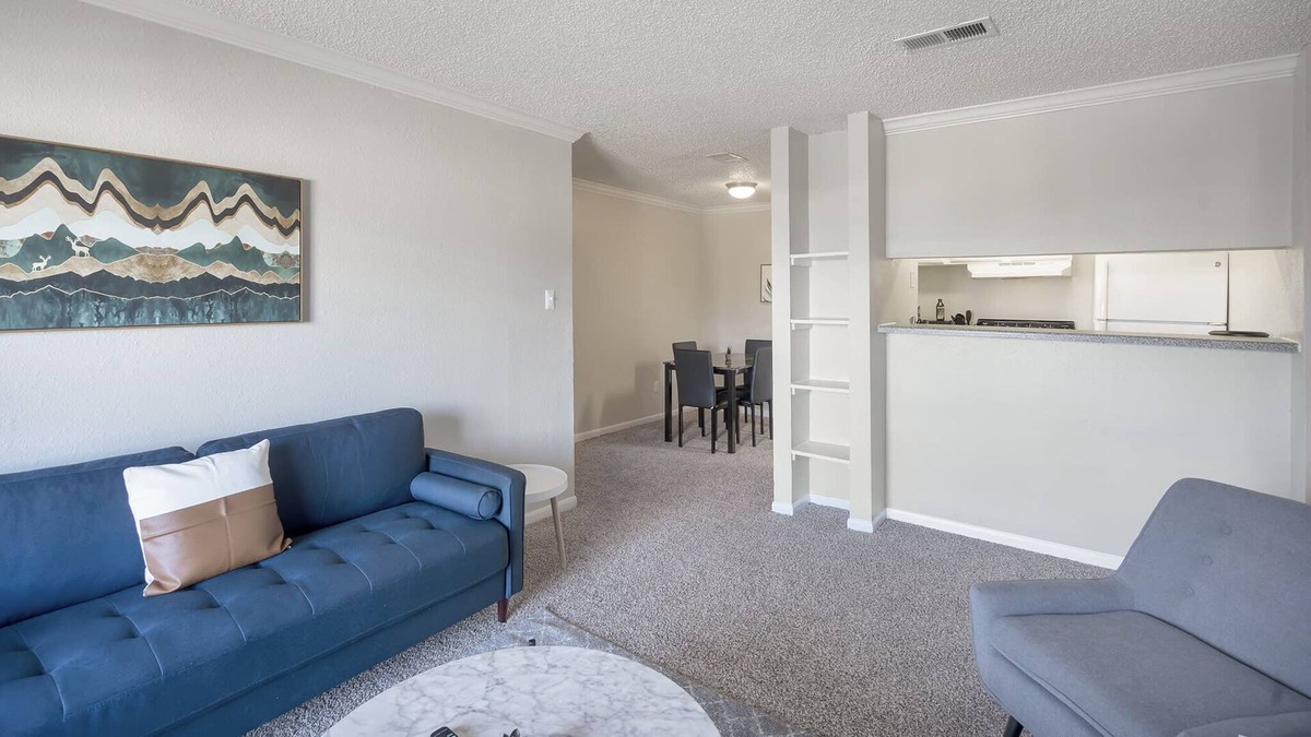 Midland Condo | Fully Equipped Kitchen Midland Apt Fitness Ctr