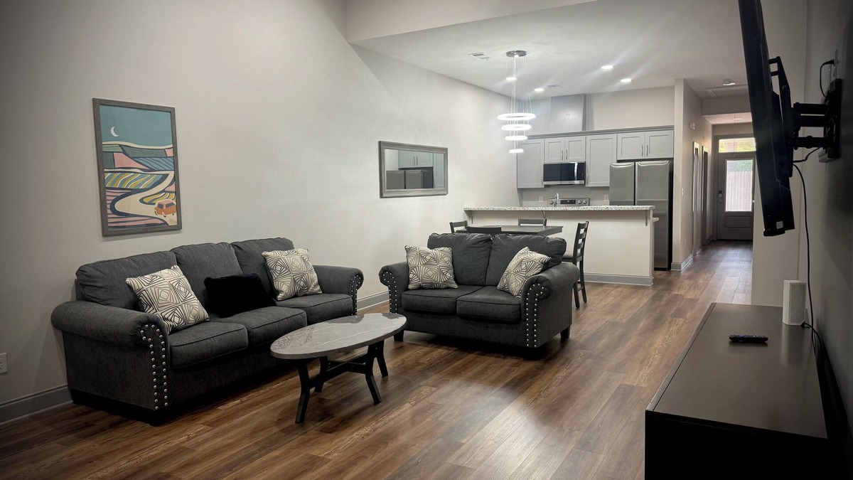 Denham Springs House | Fully finished 3bedroom 2 bath townhome!